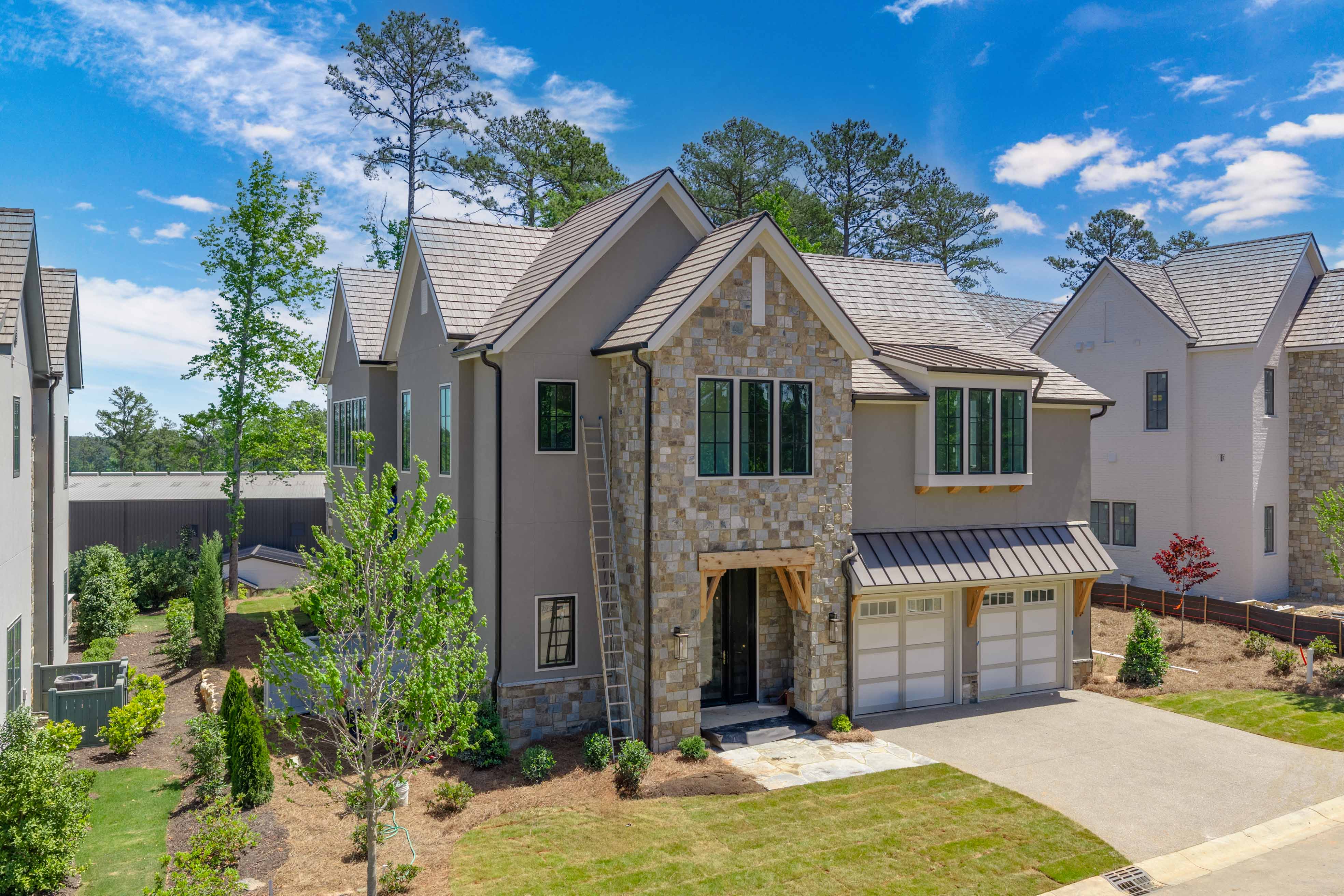 1112 Village Overlook image 2